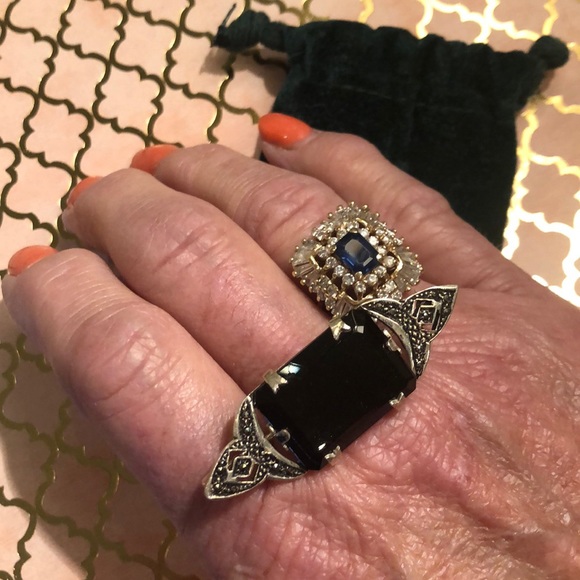 Vintage Sterling Marcasite & Onyx Pin (Broach) - Picture 2 of 7